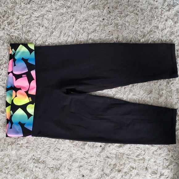 Victoria's Secret Bling Yoga Capris size medium - Picture 1 of 4